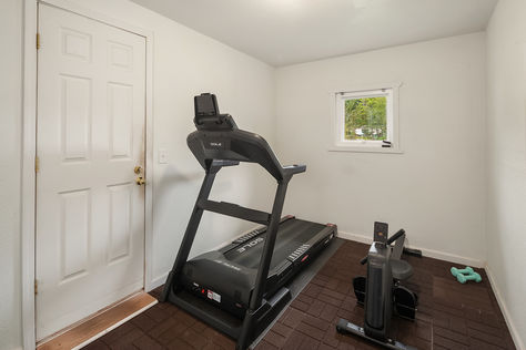 17632 11th Ave NE Arlington- Upgrade Realty4