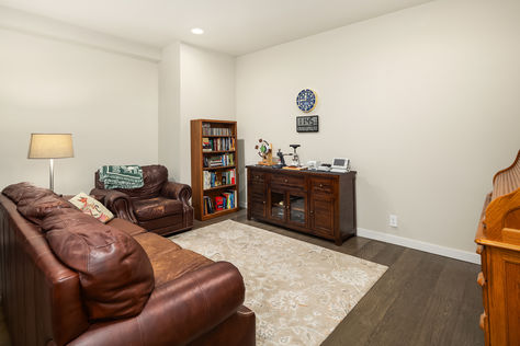 1910 Newport Way NW Issaquah – Upgrade Realty21