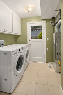 6465 NE 154th St Kenmore- Upgrade Realty25
