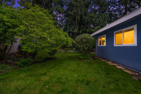 6465 NE 154th St Kenmore- Upgrade Realty34