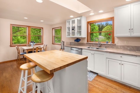 Chestnut Hill – Upgrade Realty2