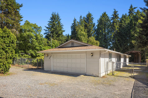 10423 NE 145th St Kirkland &#8211; Upgrade Realty18