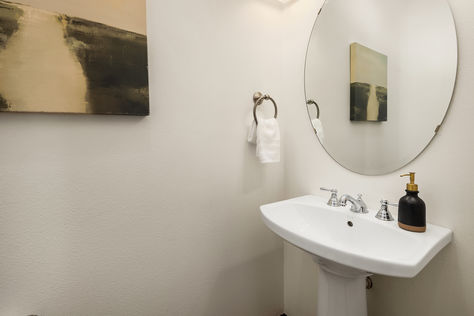 1422 18th Ave B Seattle &#8211; Upgrade Realty24