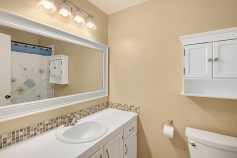 16604 3rd Ave SE Bothell – Upgrade Realty1