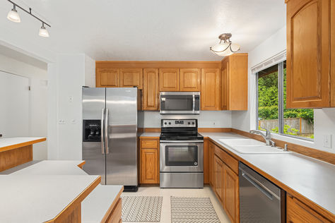 16604 3rd Ave SE Bothell – Upgrade Realty16
