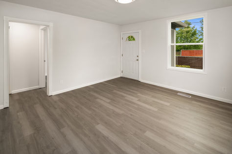 242 NE 15th St Auburn – Upgrade Realty11