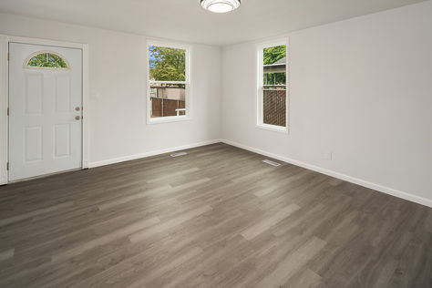 242 NE 15th St Auburn – Upgrade Realty12