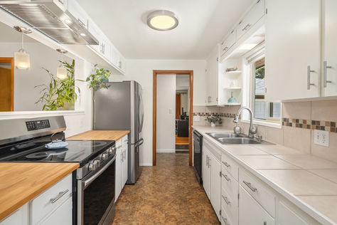 6535 Fauntleroy Way SW Seattle – Upgrade Realty12