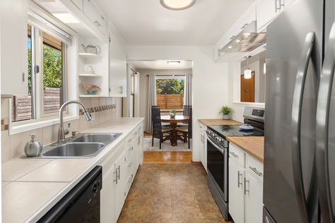 6535 Fauntleroy Way SW Seattle – Upgrade Realty16