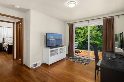 6535 Fauntleroy Way SW Seattle – Upgrade Realty24