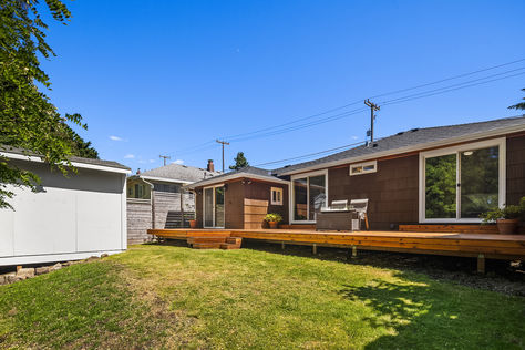 6535 Fauntleroy Way SW Seattle – Upgrade Realty3