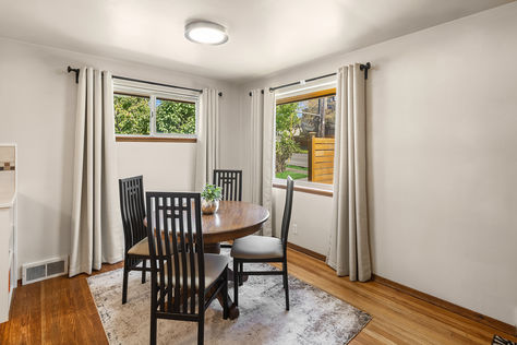 6535 Fauntleroy Way SW Seattle – Upgrade Realty35