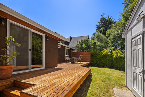 6535 Fauntleroy Way SW Seattle – Upgrade Realty5