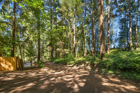 23505 Robin Hood Dr Edmonds- Upgrade Realty39