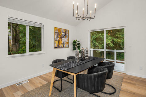 12910 79th Pl NE Kirkland WA – Upgrade Realty11