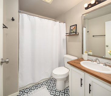 1604 11th Ave S #202 Seattle &#8211; Upgrade Realty15