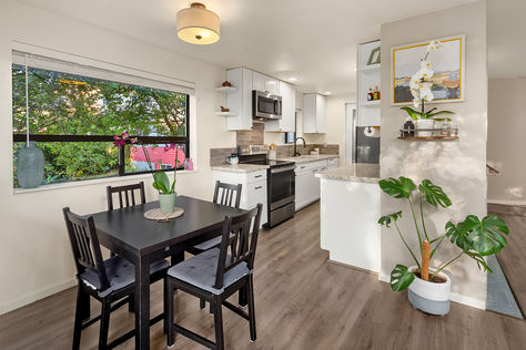 1604 11th Ave S #202 Seattle &#8211; Upgrade Realty25