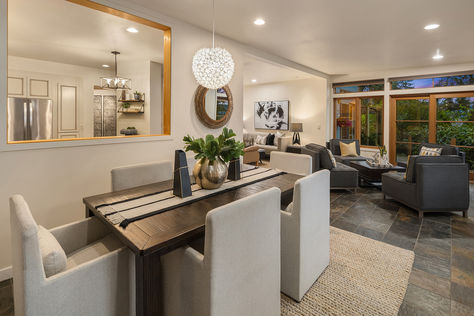 2113 E Lake Sammamish Pkwy SE Sammamish – Upgrade Realty21