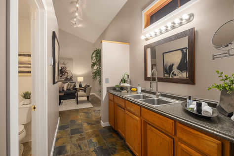 2113 E Lake Sammamish Pkwy SE Sammamish – Upgrade Realty41