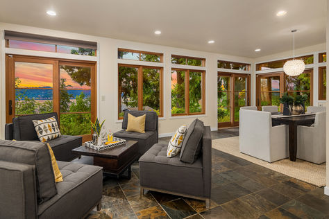 2113 E Lake Sammamish Pkwy SE Sammamish – Upgrade Realty7