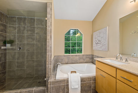 26326 SE 237th St Maple Valley &#8211; Upgrade Realty51