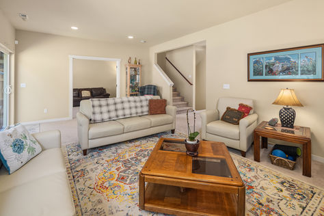 20129 13th Ave W Lynnwood WA- Upgrade Realty20