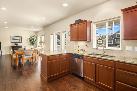 20129 13th Ave W Lynnwood WA- Upgrade Realty23