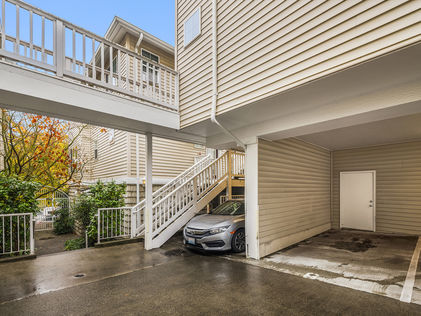 1219 6th Ave N 201 Seattle, WA- Upgrade Realty12