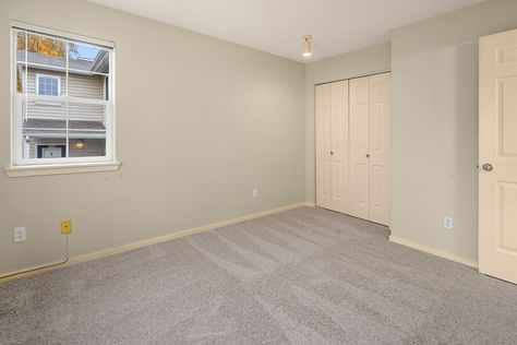 1219 6th Ave N 201 Seattle, WA- Upgrade Realty30