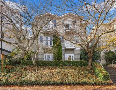 Updated- 1219 6th Ave N 201 Seattle, WA- Upgrade Realty2