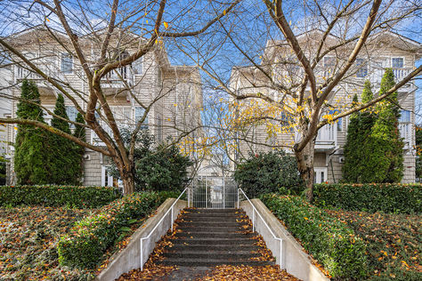 Updated- 1219 6th Ave N 201 Seattle, WA- Upgrade Realty4