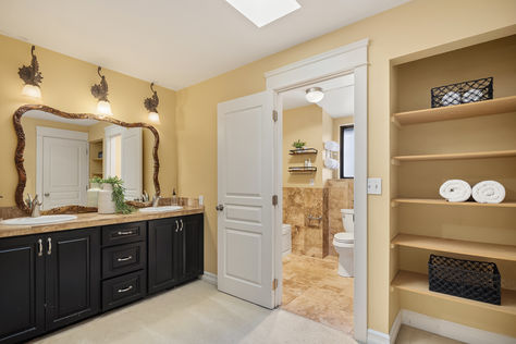 151 141st Pl NE Bellevue - Upgrade Realty23