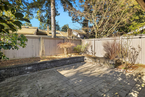 151 141st Pl NE Bellevue - Upgrade Realty30