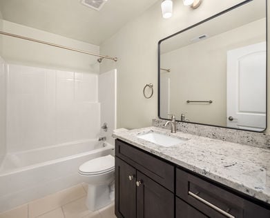 2112 SW 103rd Pl Seattle - Upgrade Realty4