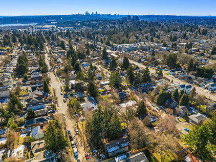6833 27th Ave NE Seattle - Upgrade Realty22