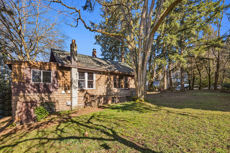 6833 27th Ave NE Seattle - Upgrade Realty5