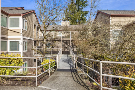 700 Front St S B109 Issaquah WA - Upgrade Realty3
