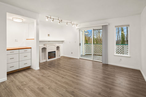 833 SW Sunset Blvd E27 Renton - Upgrade Realty27