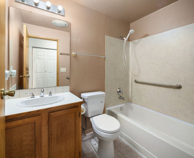 1604 11th Ave S 201 Seattle - Upgrade Realty21