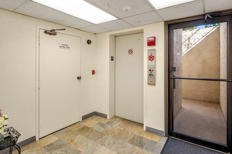 16921 Inglewood Rd NE A304 Kenmore WA - Upgrade Realty24