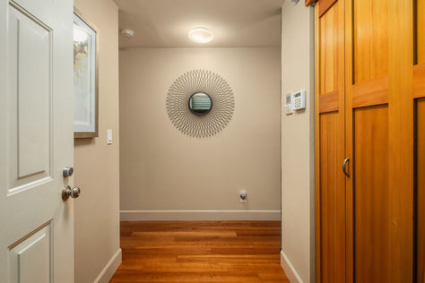 1812 25th Ave #A Seattle - Upgrade Realty24