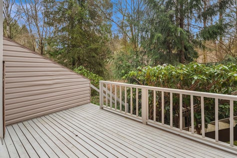 19805 15th Ave NE #3 Shoreline WA - Upgrade Realty18