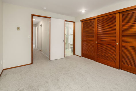 19805 15th Ave NE #3 Shoreline WA - Upgrade Realty2