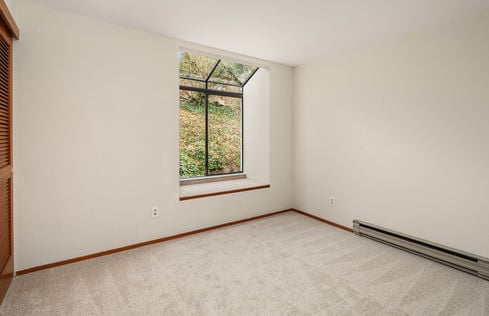 19805 15th Ave NE #3 Shoreline WA - Upgrade Realty36