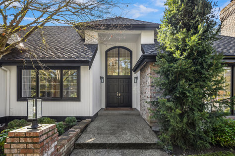 3370 126th Ave NE Bellevue WA - Upgrade Realty7