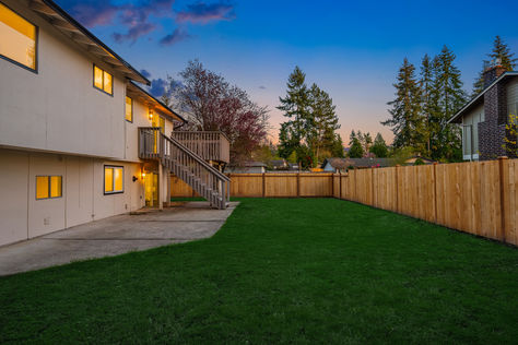 10241 163rd Ave NE Redmond WA - Upgrade Realty38