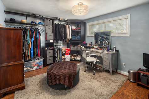 10919 28th Ave SW Seattle WA 98146- Upgrade Realty23