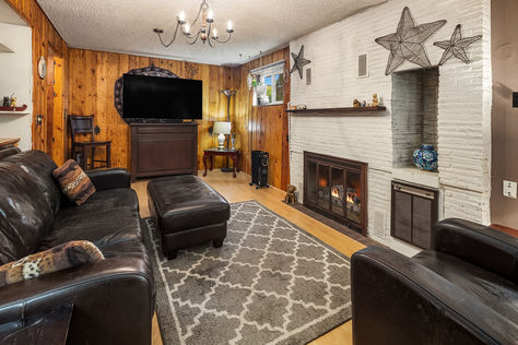 10919 28th Ave SW Seattle WA 98146- Upgrade Realty41