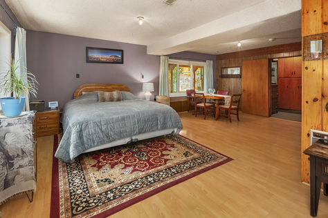 10919 28th Ave SW Seattle WA 98146- Upgrade Realty42