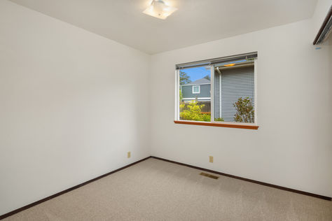 110 NW 110th St Seattle WA 98177- Upgrade Realty16